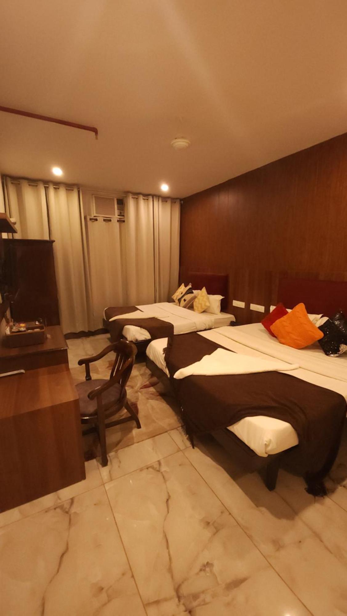 Hotel Vrs Inns Chandīgarh المظهر الخارجي الصورة